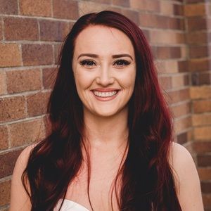 Meet your Posher, Cassie